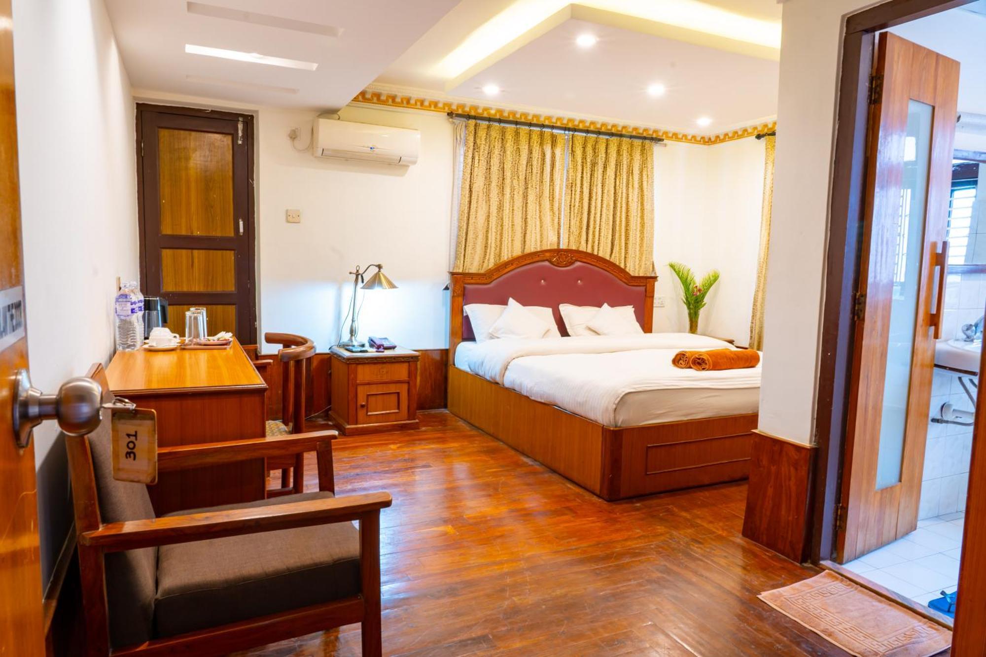 โฮเต็ล กาเนสช์ ไฮมอล Hotel กาฐมาณฑุ ภายนอก รูปภาพ